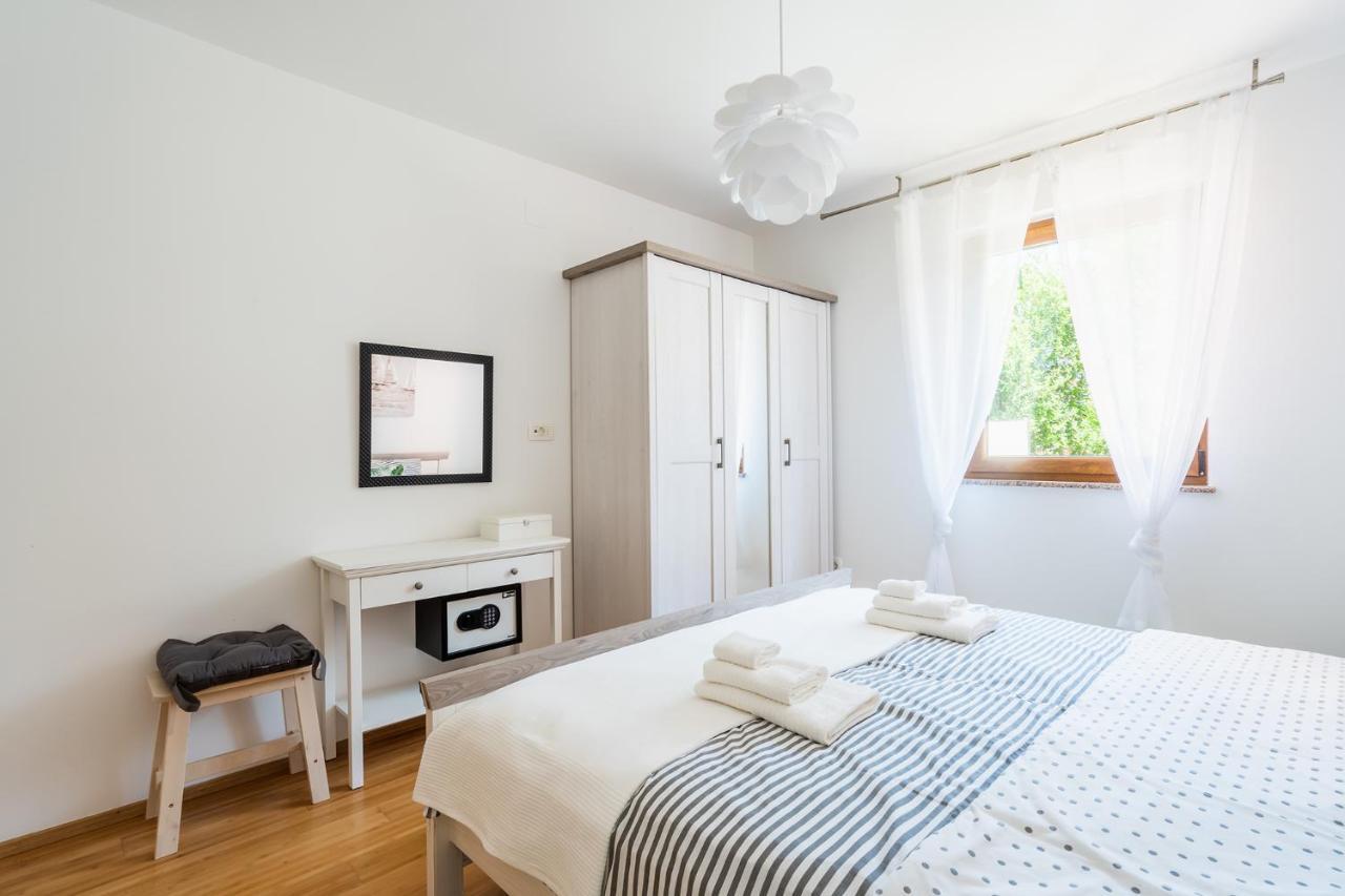 אופטיה Downtown Apartments Dorian And Nadia מראה חיצוני תמונה