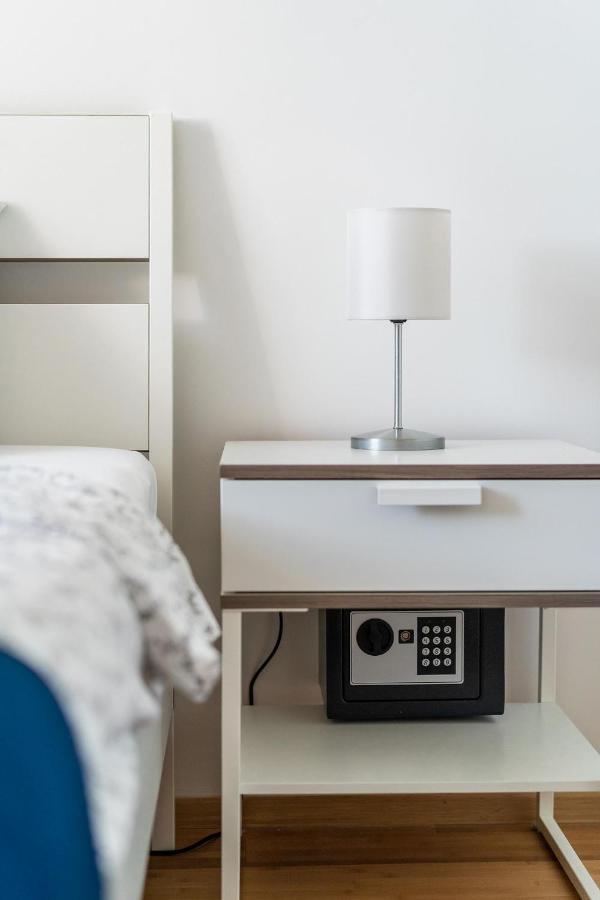 אופטיה Downtown Apartments Dorian And Nadia מראה חיצוני תמונה